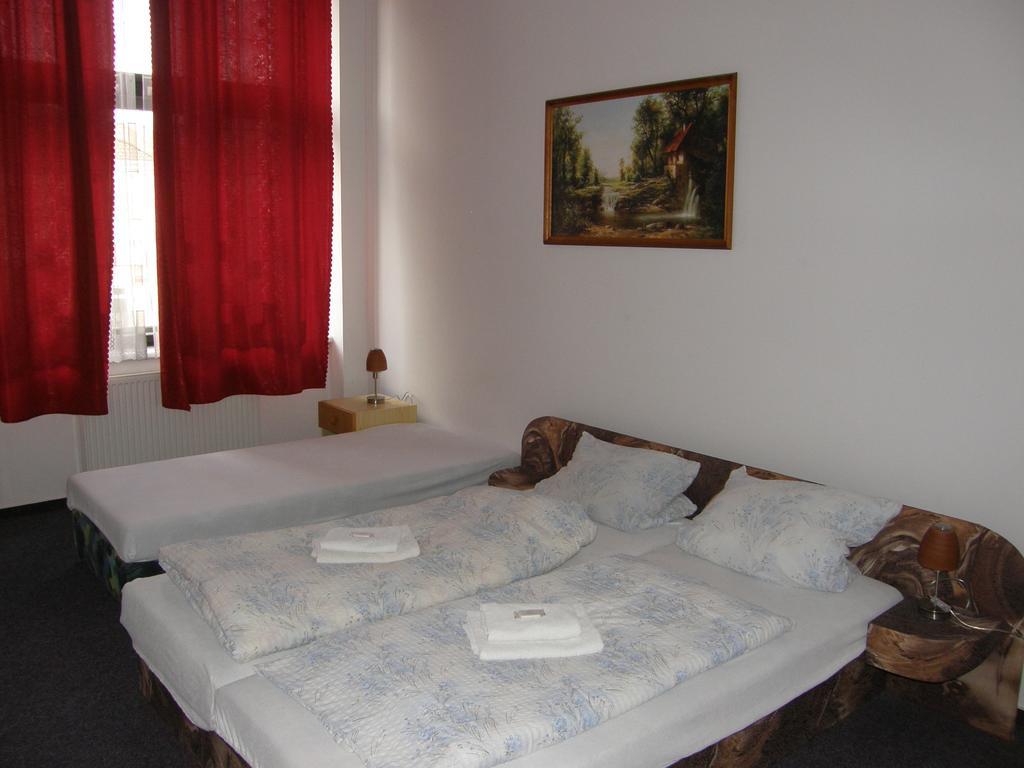Hotel Filip Ceske Budejovice Kamer foto