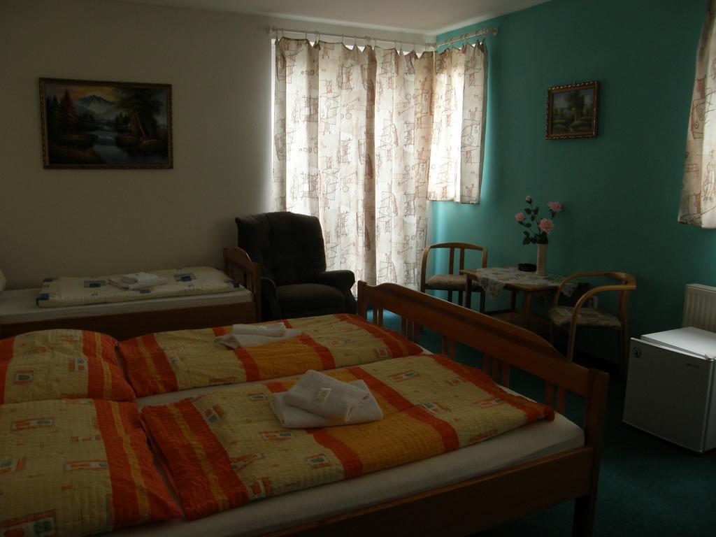 Hotel Filip Ceske Budejovice Kamer foto